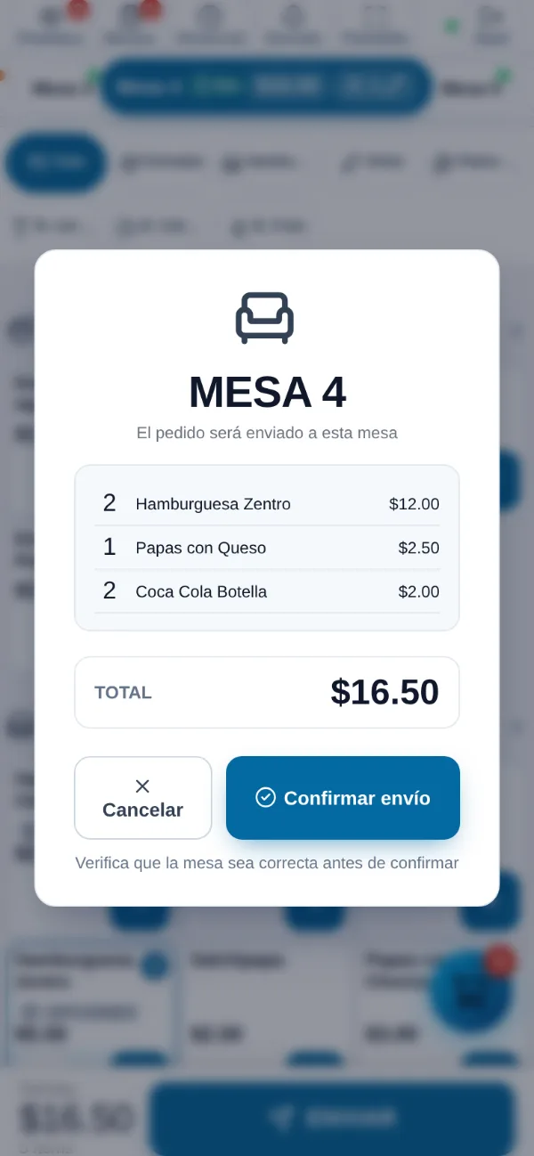 Celular del mesero confirmando el envío del pedido de la Mesa 4 a cocina